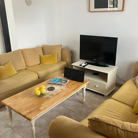 Andromeda House * Polis