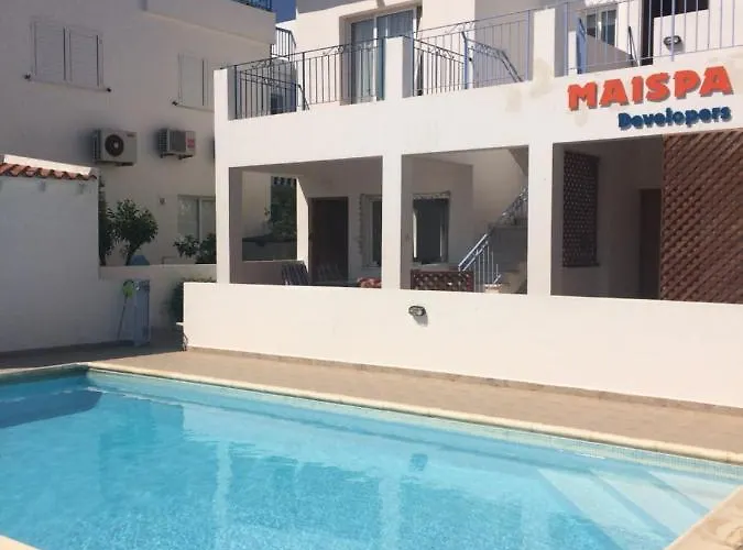 Andromeda House * Polis