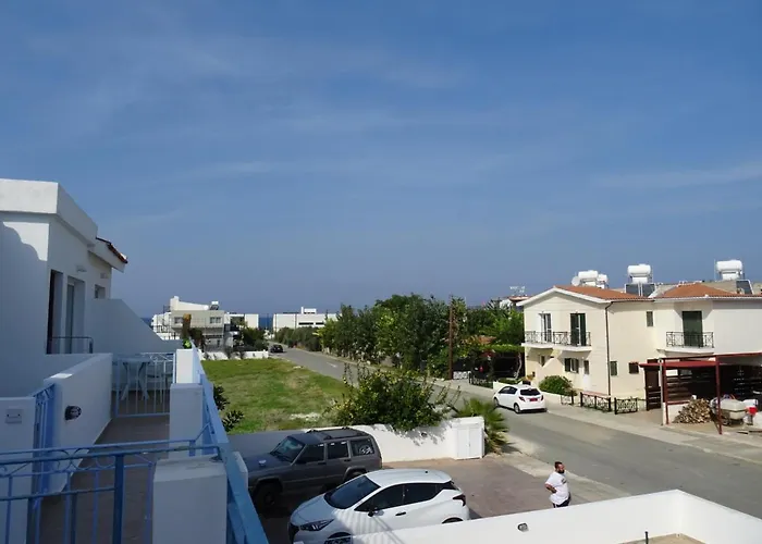 Andromeda House Polis