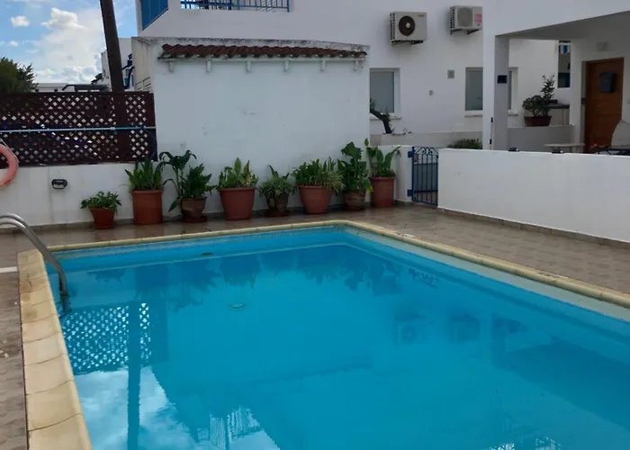 Andromeda House Polis