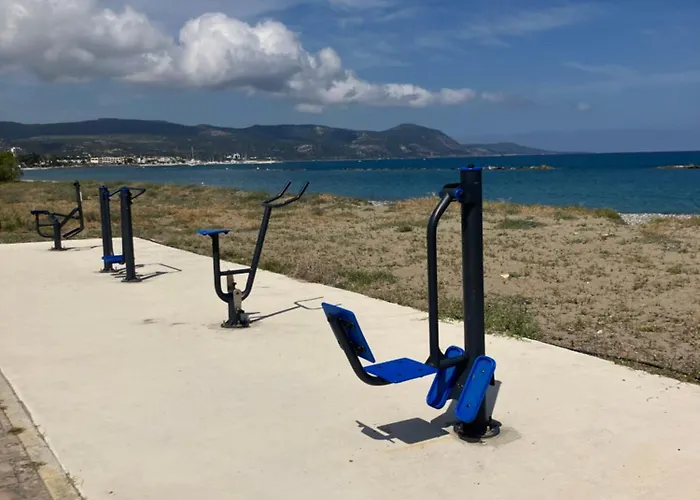 Andromeda House * Polis